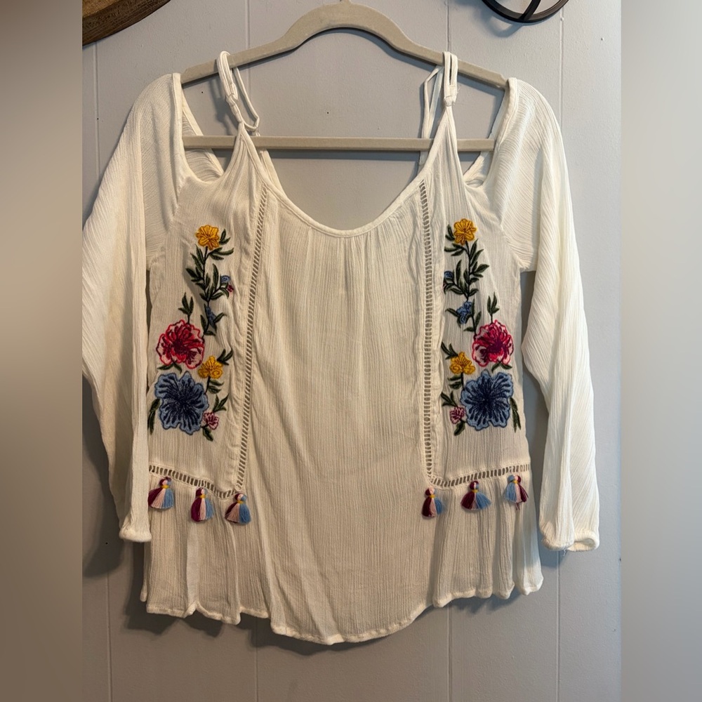 White Embroidered Floral Tassel Women’s Top Gauze cold shoulder